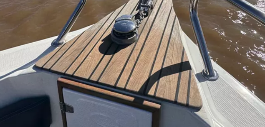 Aqualum 700 (2020)
