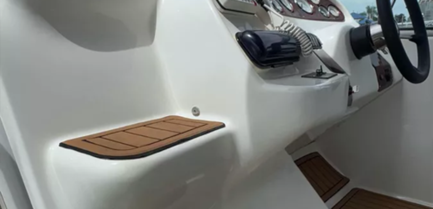 Quicksilver 268 (2013)
