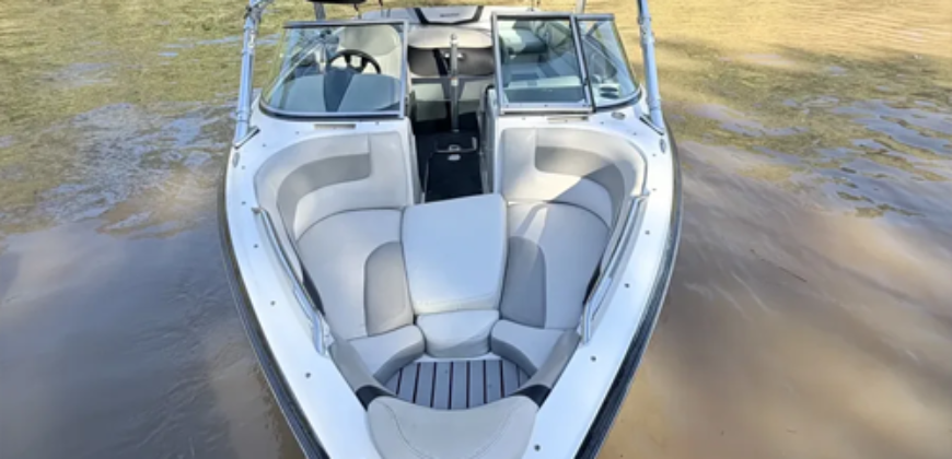 MasterCraft x214 (2010)